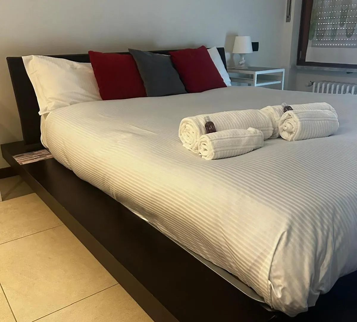 밀라노 Bwr - Elegant Loft With Terrace, San Siro 아파트